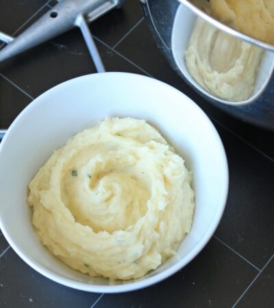 Eu uso minha batedeira para fazer purê de batatas mais fofo