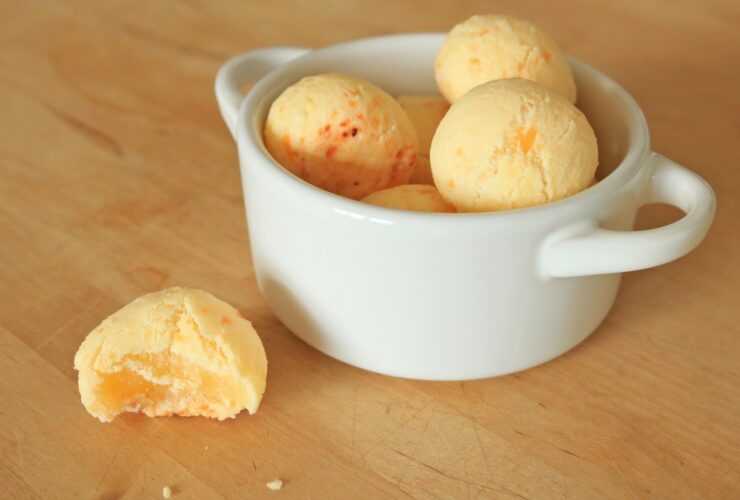 Não consigo parar de fazer esse pão de queijo brasileiro